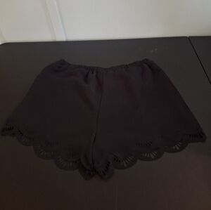 LC Lauren Conrad Black Scalloped Hem Shorts